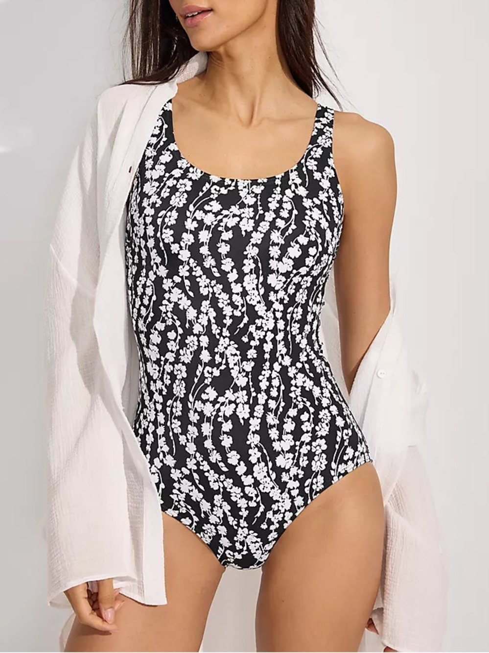 Lands’ End black white floral Lycra xtra life one piece bathing suit size 10